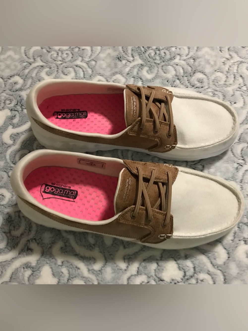Skechers GoWalk Sneakers Size 10